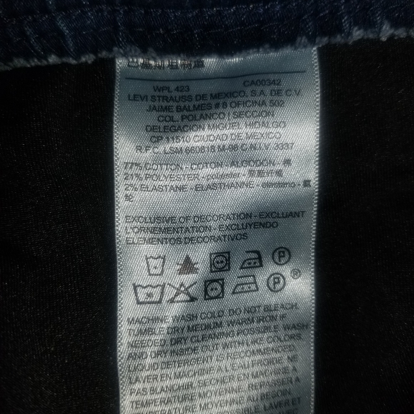 Signature Levi's Strauss Jeans - Picture 7 of 8